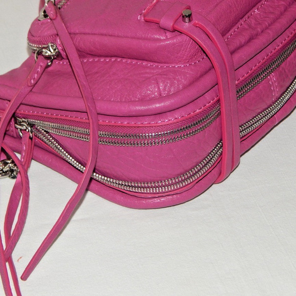 NWT SHE LO Genuine Pebbled Leather RISE ABOVE Chain Link Fuchsia Crossbody Bag - Picture 9 of 13